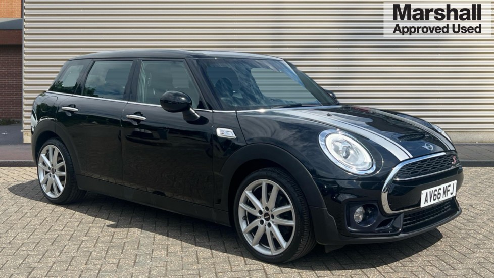 MINI Clubman listing photo