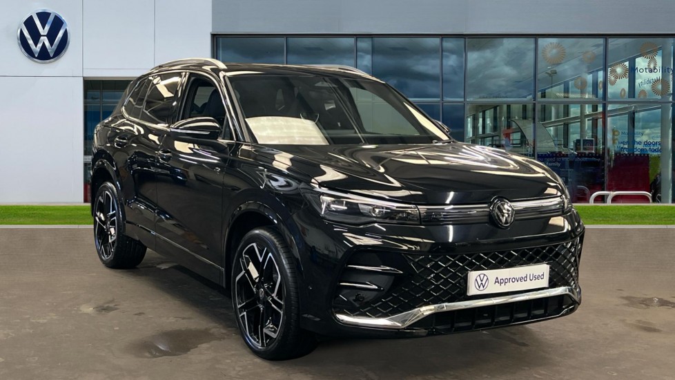 Volkswagen Tiguan listing photo
