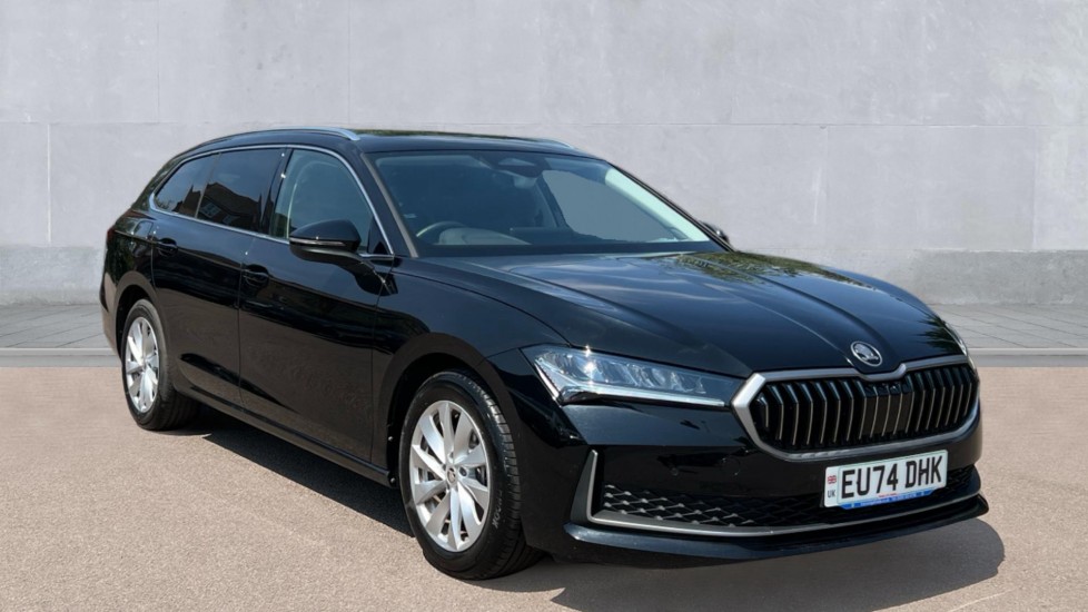 Skoda Superb listing photo