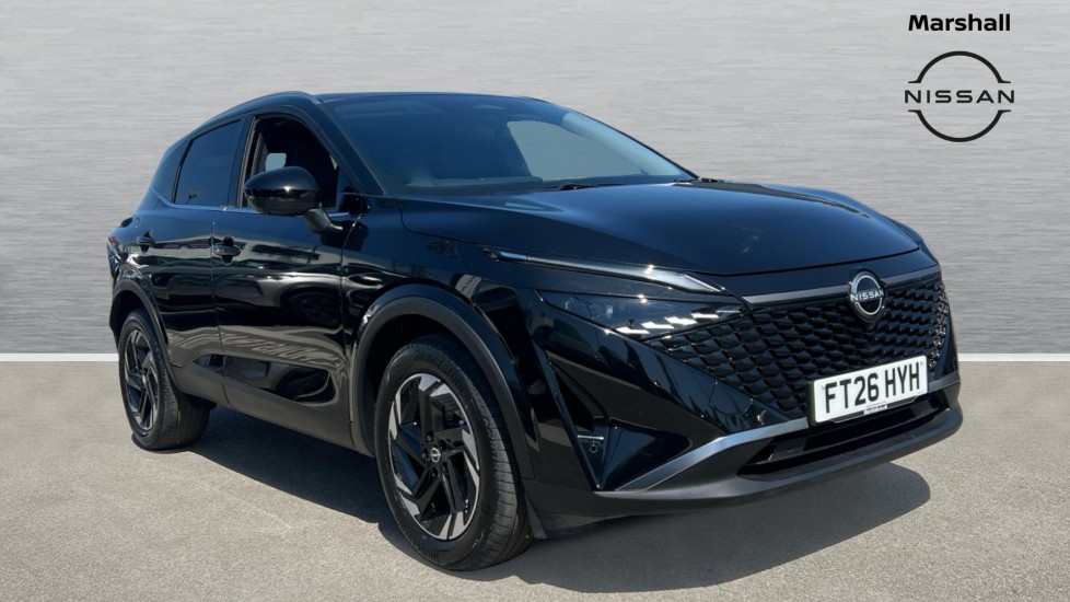 Nissan Qashqai listing photo