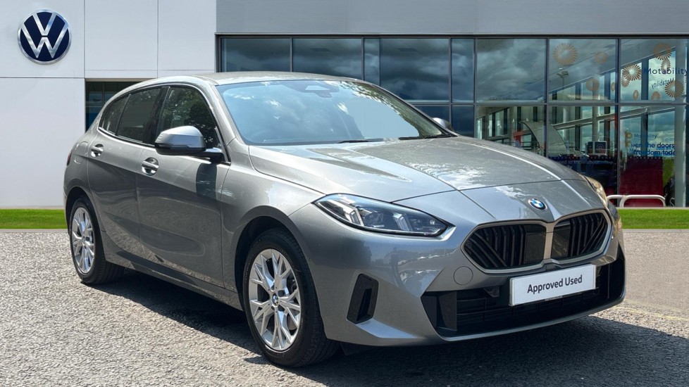 BMW 1 Series listing photo