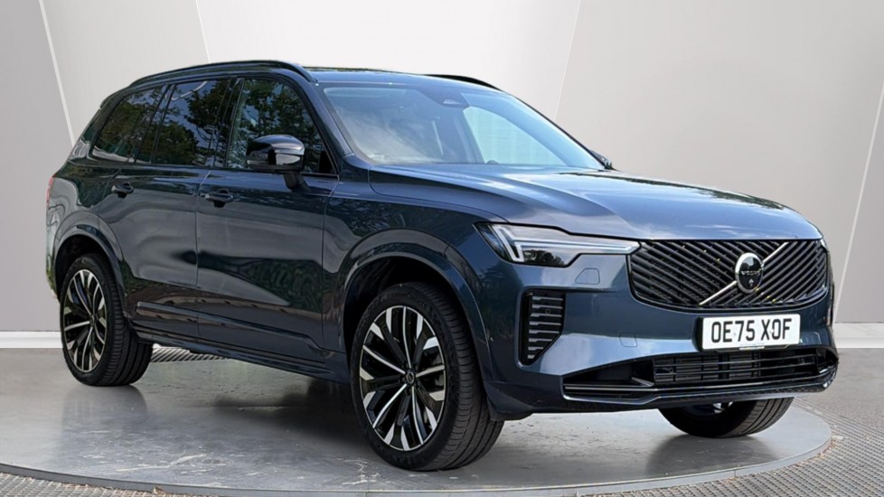 Volvo XC90 listing photo