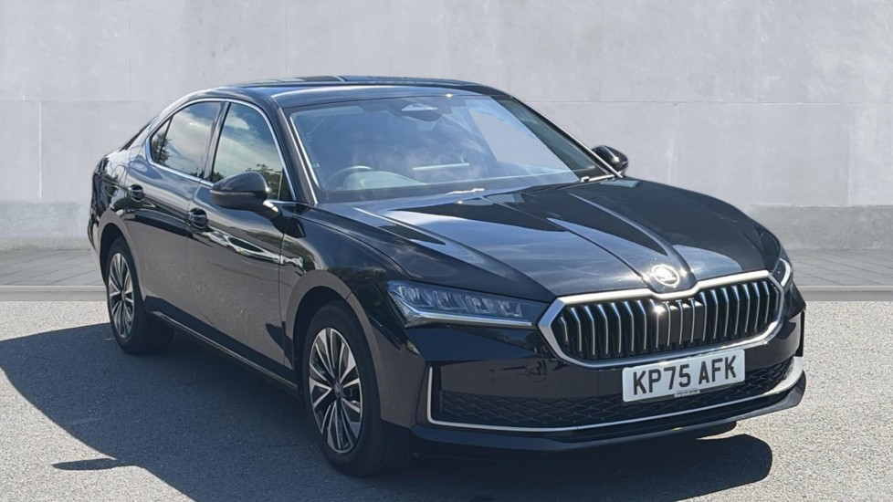 Skoda Superb listing photo