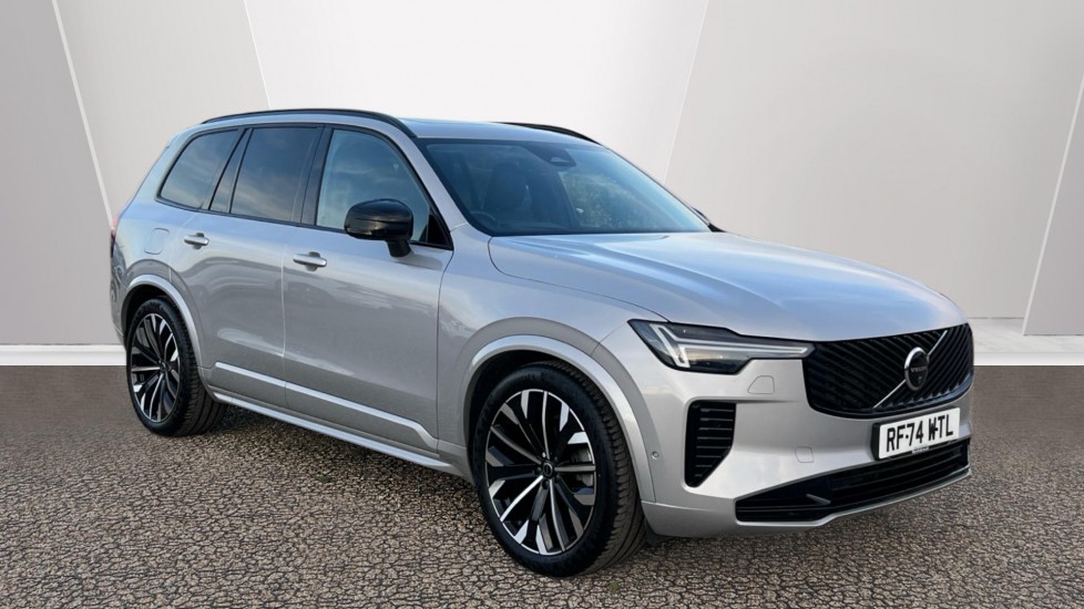 Volvo XC90 listing photo