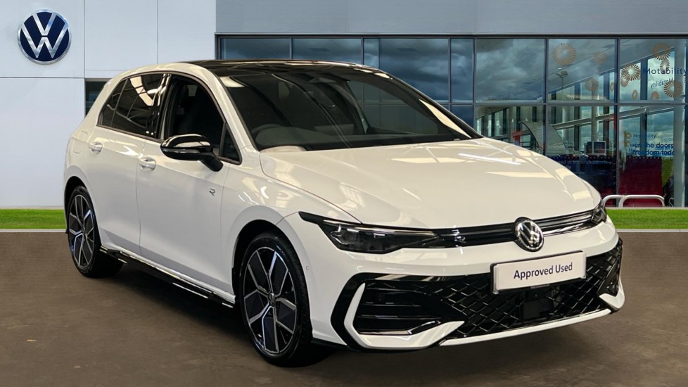 Volkswagen Golf listing photo