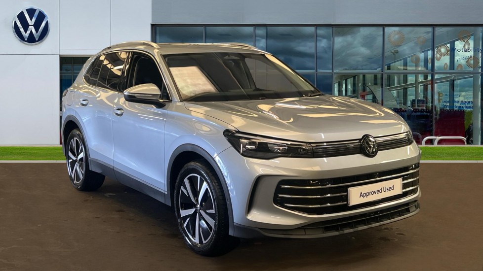 Volkswagen Tiguan listing photo