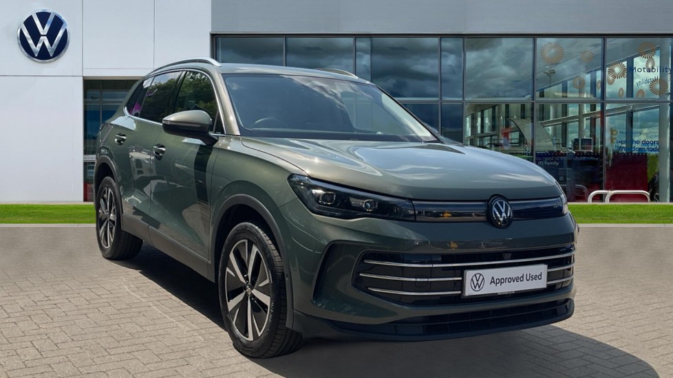 Volkswagen Tiguan listing photo