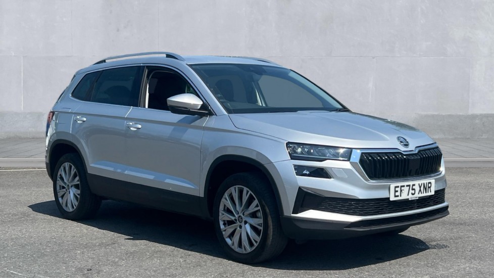 Skoda Karoq listing photo