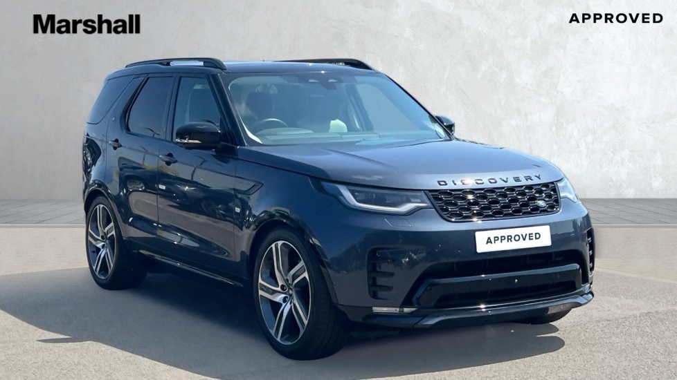 Land Rover Discovery listing photo