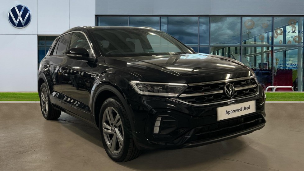 Volkswagen T-Roc listing photo