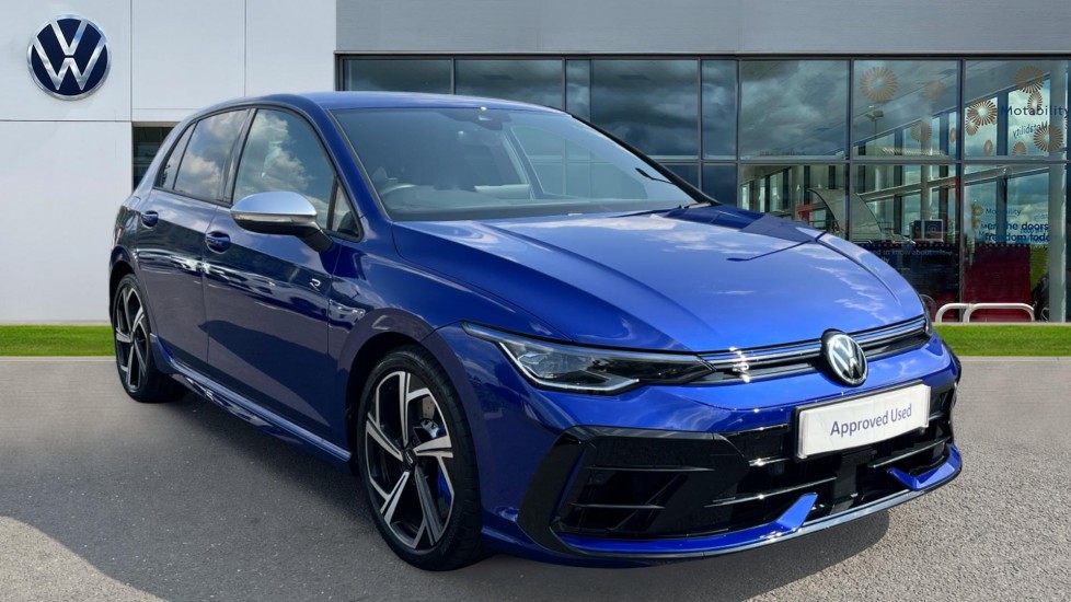 Volkswagen Golf listing photo