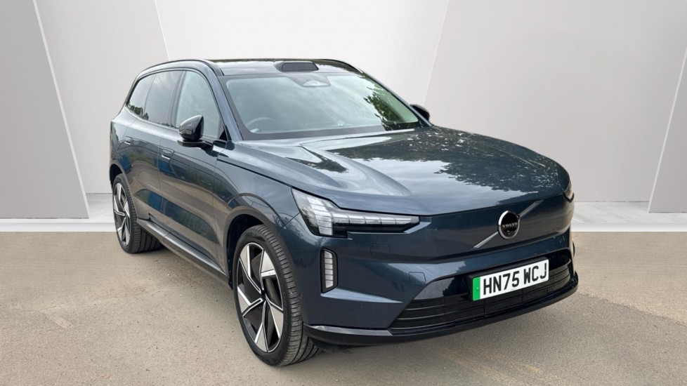 Volvo EX90 listing photo