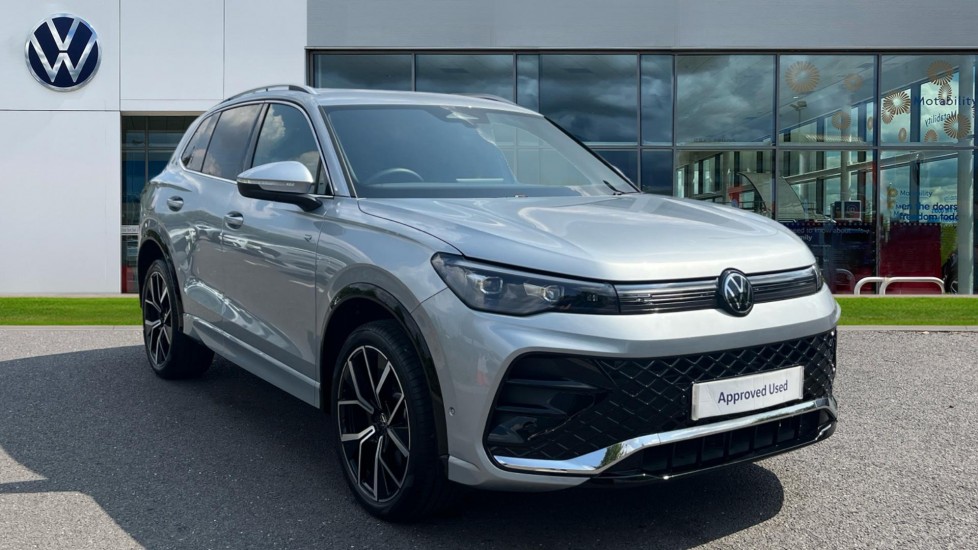 Volkswagen Tiguan listing photo