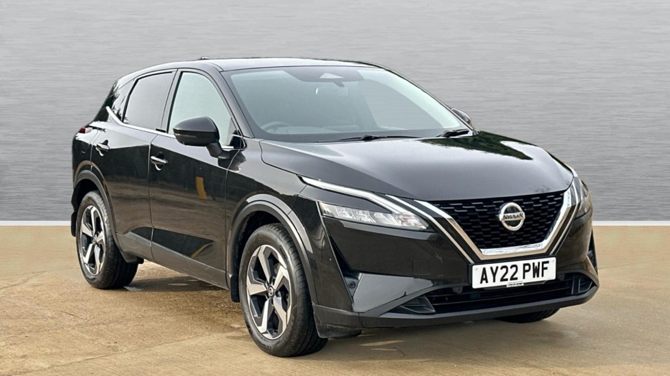 Nissan Qashqai listing photo