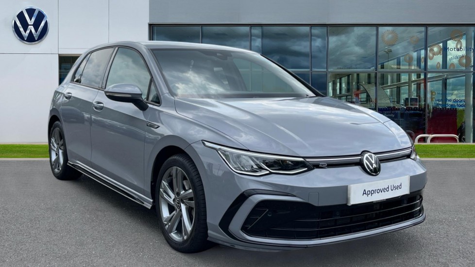 Volkswagen Golf listing photo