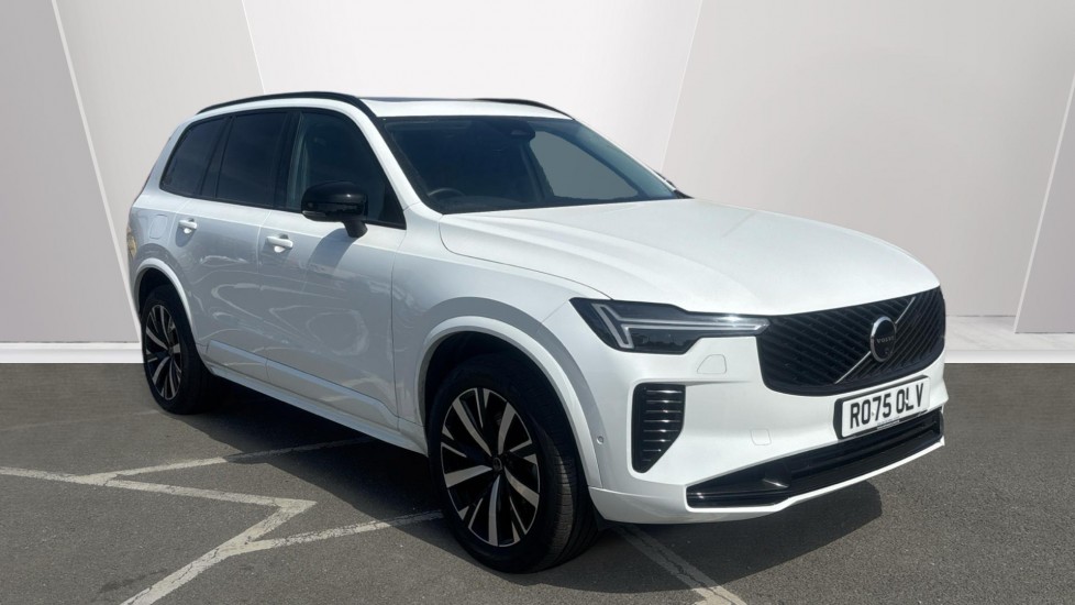 Volvo XC90 listing photo