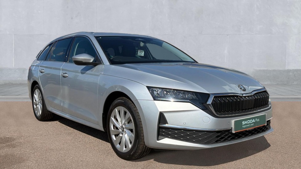 Skoda Octavia listing photo