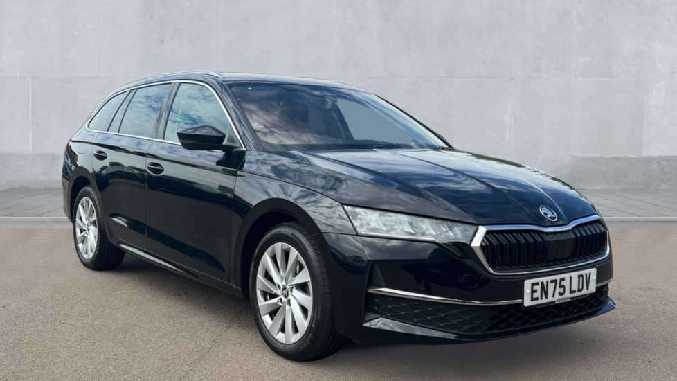 Skoda Octavia listing photo