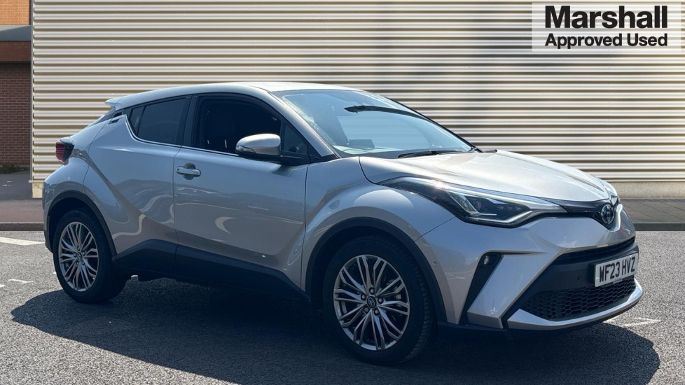 Toyota C-HR listing photo