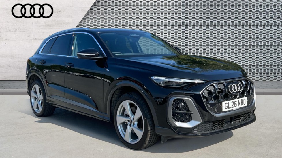 Audi Q5 listing photo