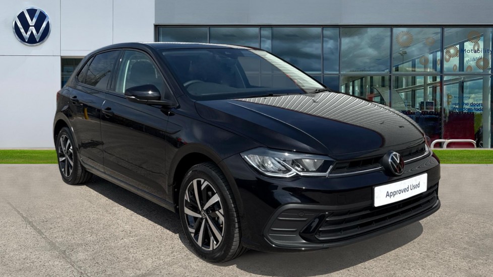 Volkswagen Polo listing photo