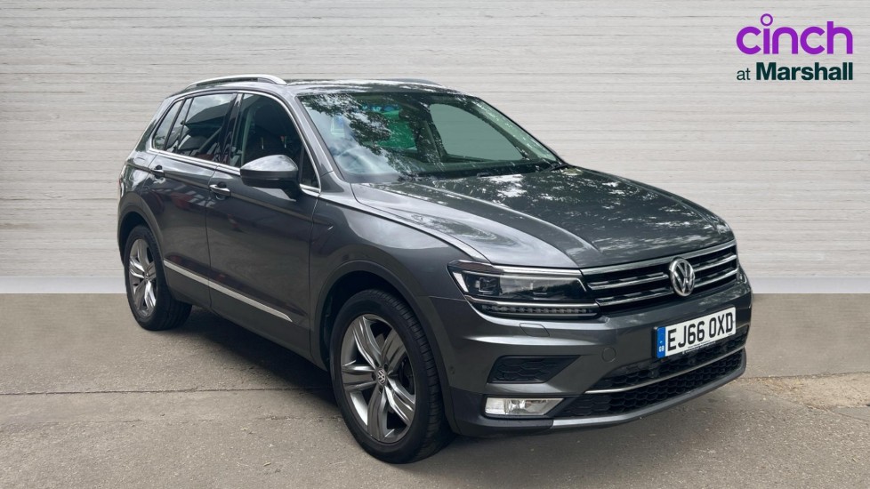 Volkswagen Tiguan listing photo