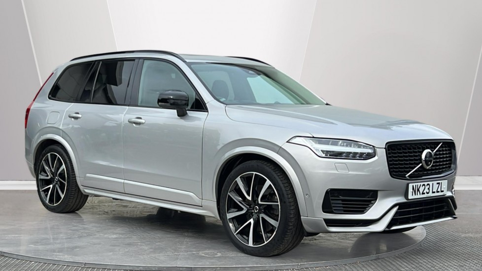 Volvo XC90 listing photo