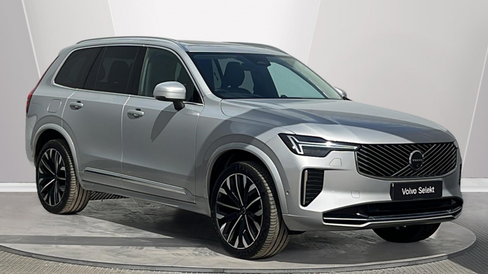 Volvo XC90 listing photo