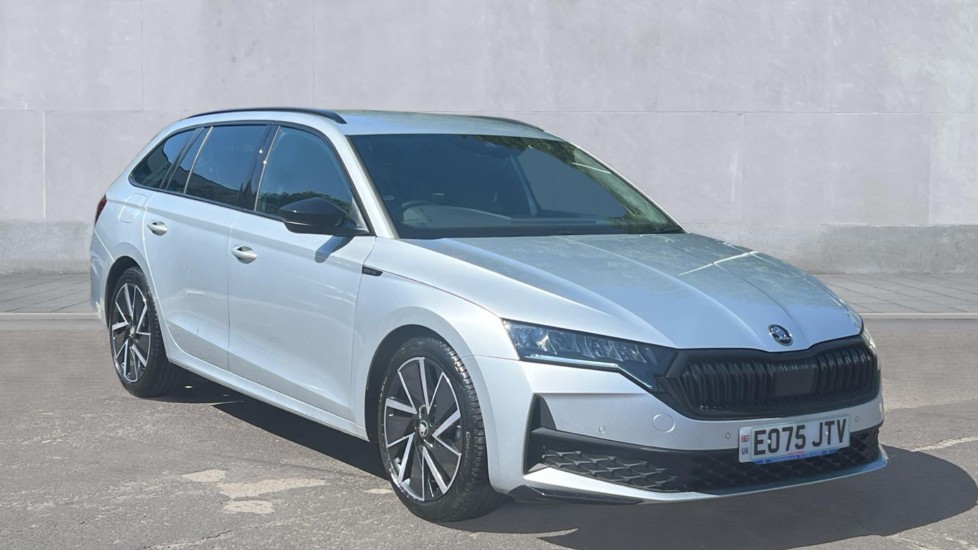 Skoda Octavia listing photo