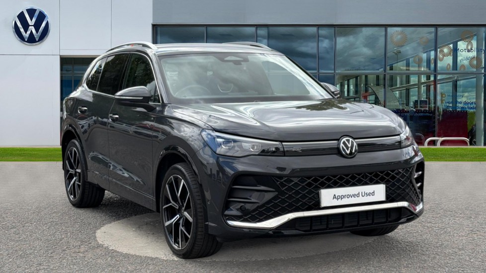 Volkswagen Tiguan listing photo