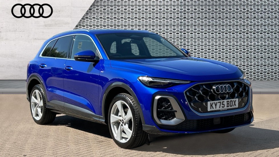 Audi Q5 listing photo