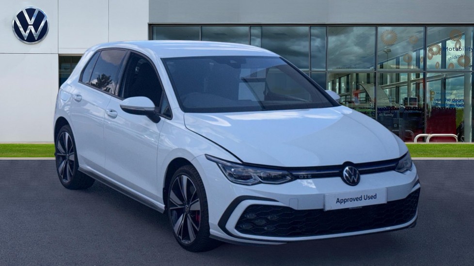 Volkswagen Golf listing photo