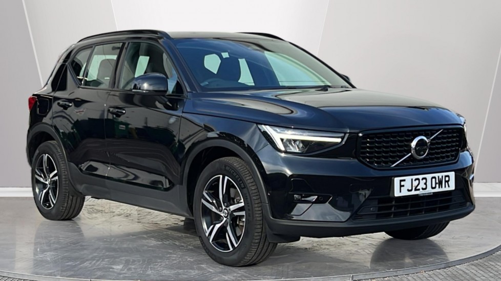 Volvo XC40 listing photo