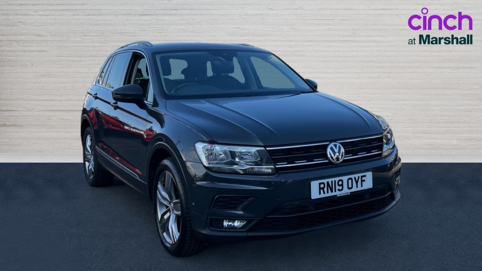 Volkswagen Tiguan listing photo