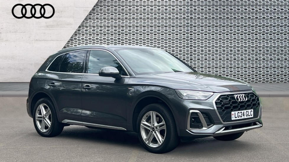 Audi Q5 listing photo