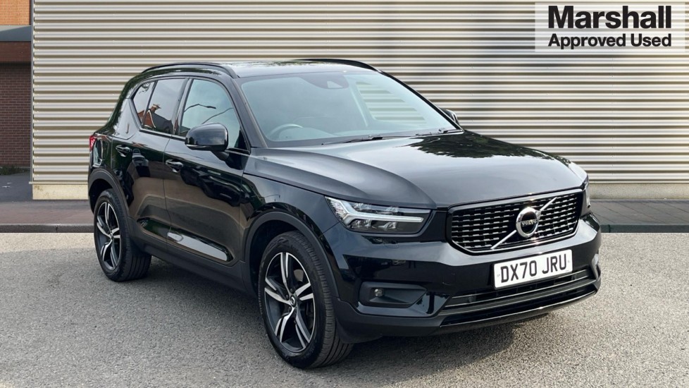 Volvo XC40 listing photo