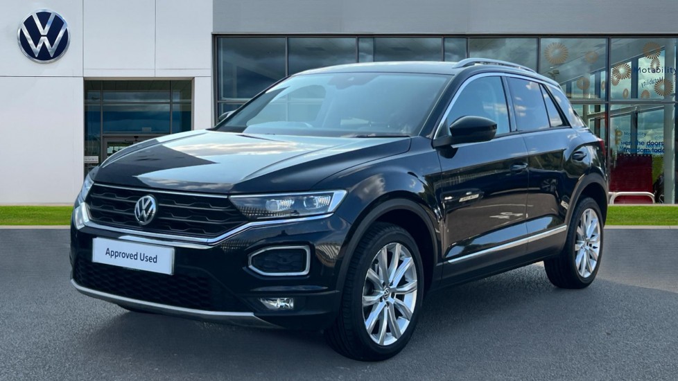Volkswagen T-Roc listing photo