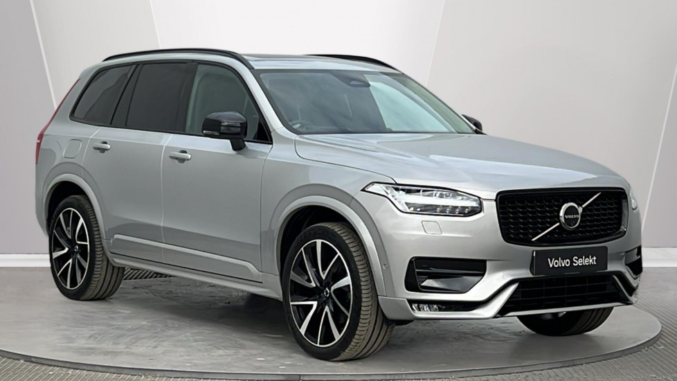 Volvo XC90 listing photo