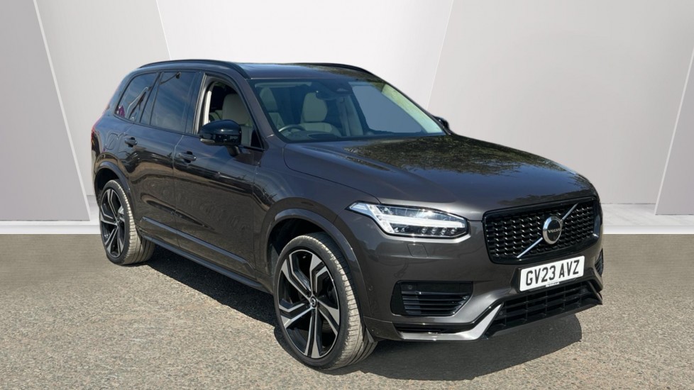 Volvo XC90 listing photo