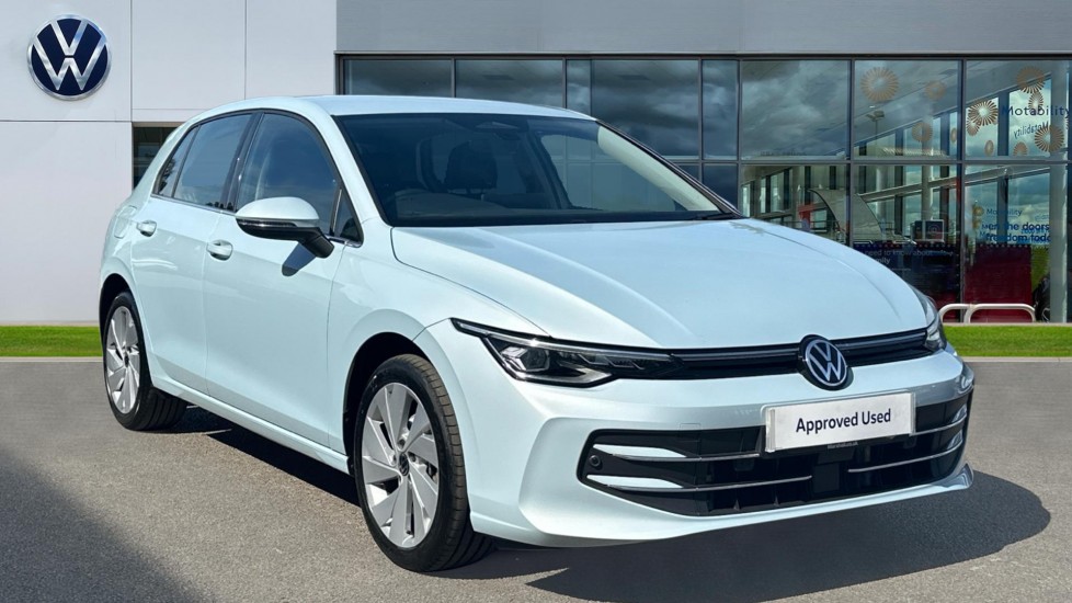 Volkswagen Golf listing photo