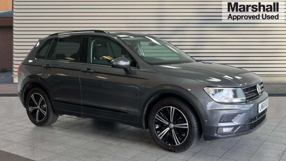 Volkswagen Tiguan listing photo