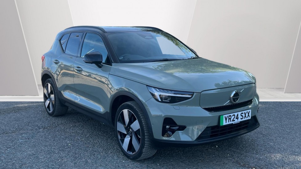 Volvo XC40 listing photo