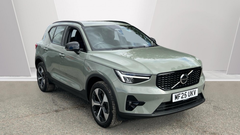 Volvo XC40 listing photo