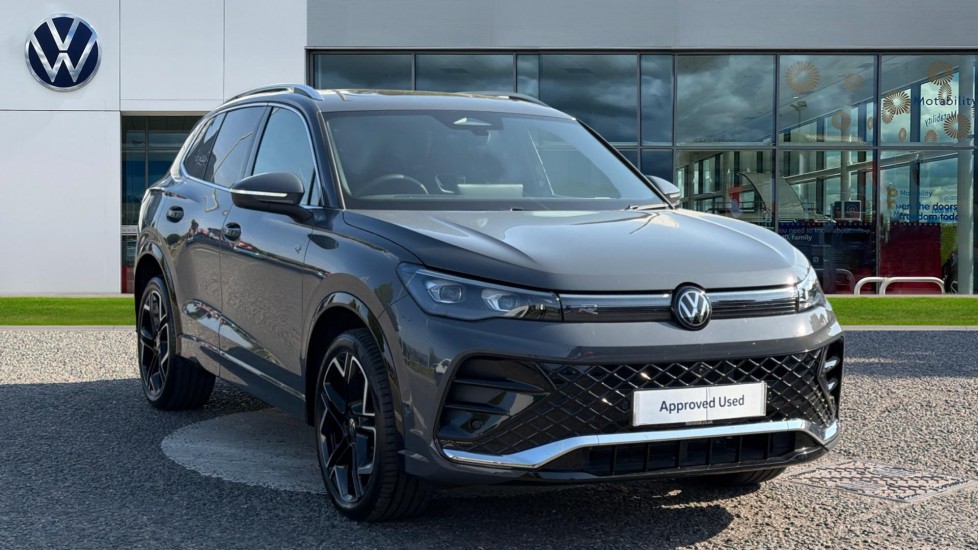 Volkswagen Tiguan listing photo