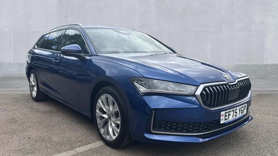 Skoda Superb listing photo