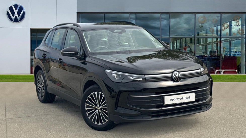 Volkswagen Tiguan listing photo