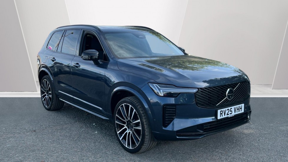 Volvo XC90 listing photo