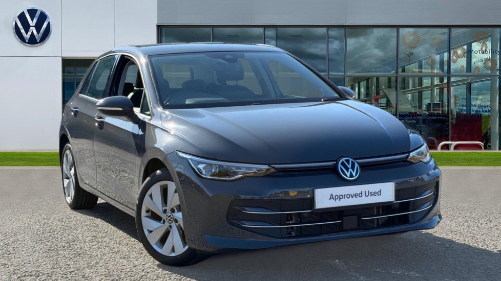 Volkswagen Golf listing photo