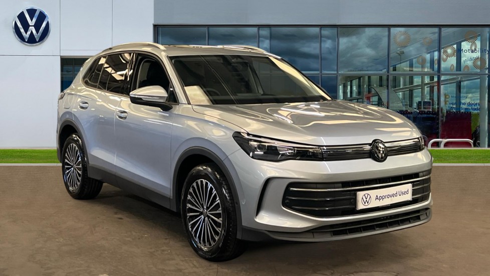 Volkswagen Tiguan listing photo