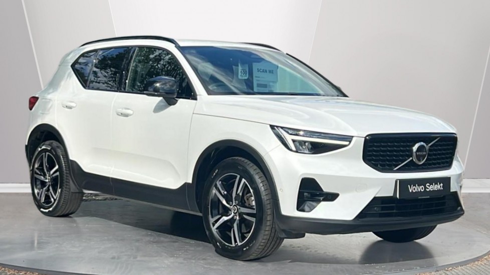 Volvo XC40 listing photo